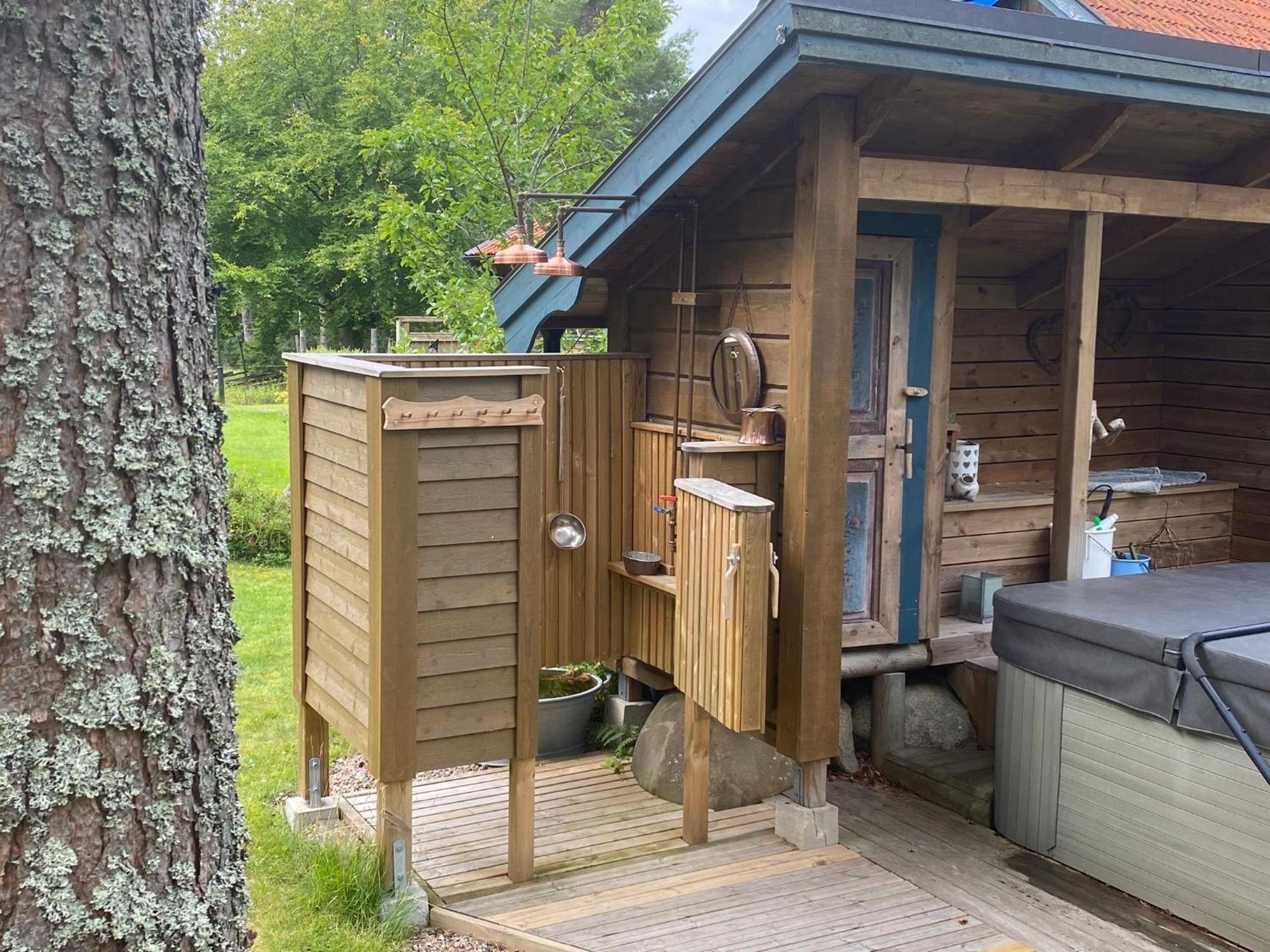 Timrad Stuga I Kanten Av Skogen Med Spa Moejlighet Mullsjo Bagian luar foto